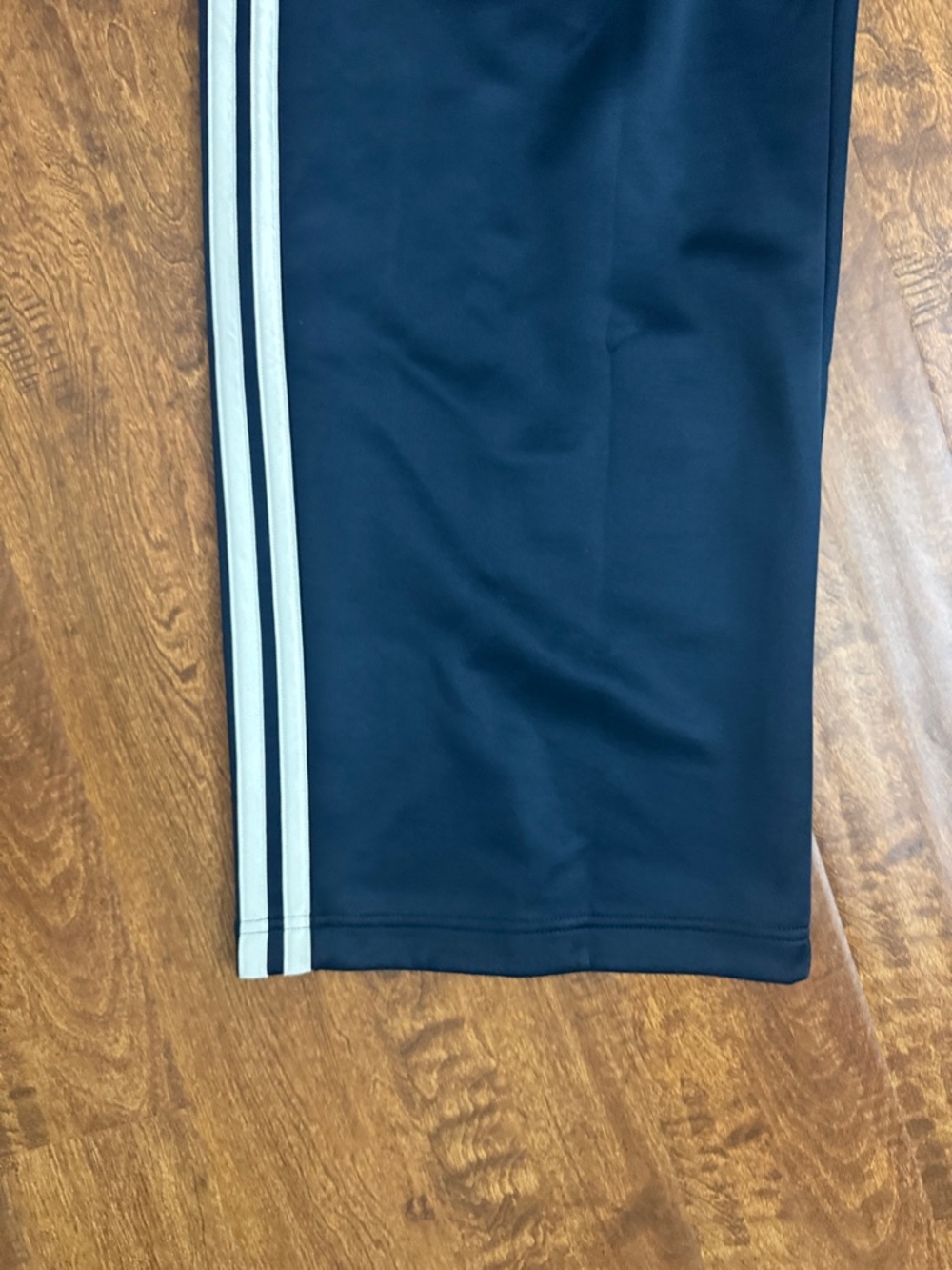 adidas Women’s Navy Joggers with White Side Stripes Size XL - Picture 9 of 16